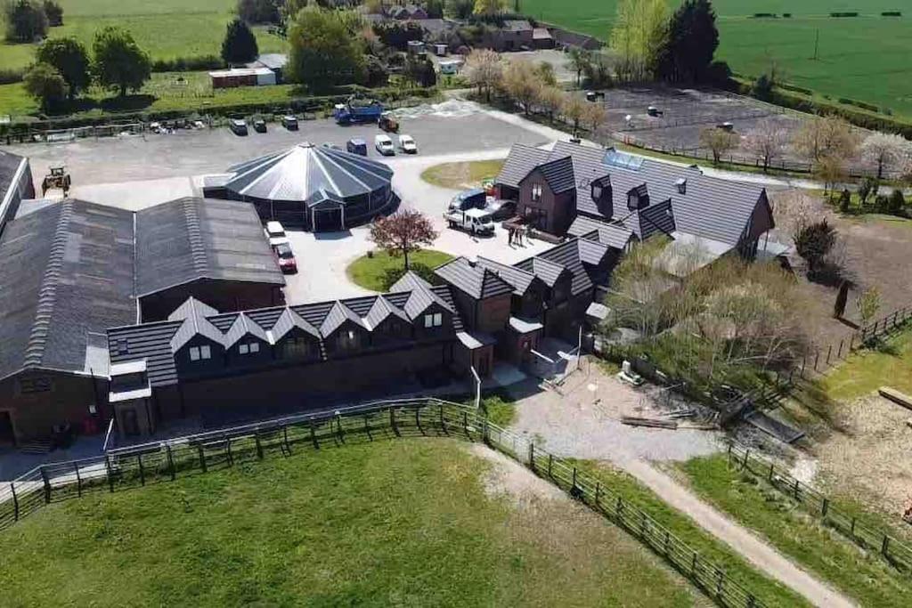 Appaloosa Suite With Amazing Views Of Stud Farm. Driffield ภายนอก รูปภาพ